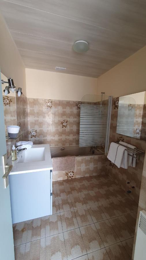 Appartement La Tour Du Sel Aigues-Mortes Esterno foto